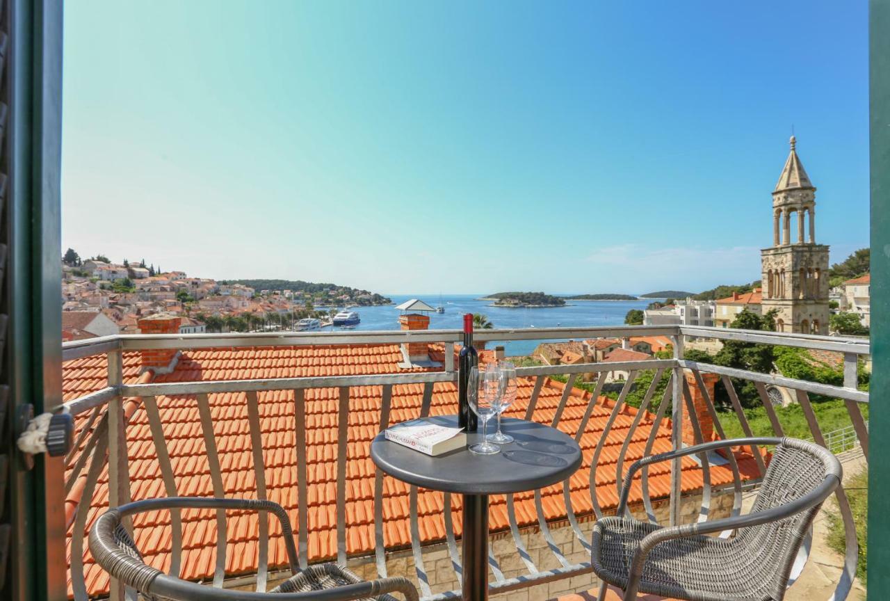 Pina Hvar Seaview Apartment *
