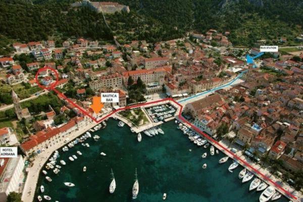 Apartment Pina Hvar Seaview *